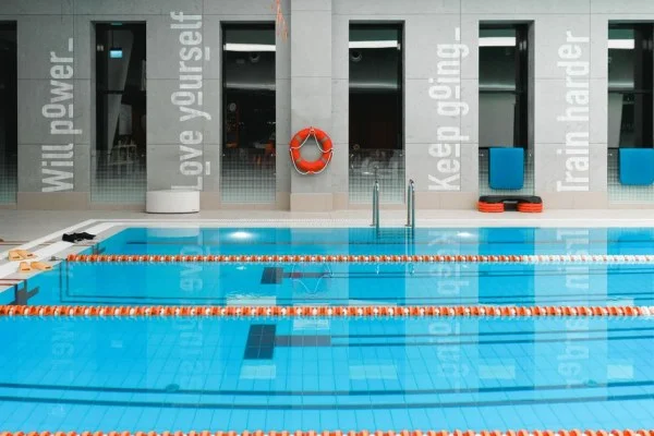 indoor swimming pool lanes